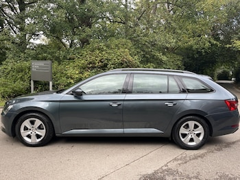 Used Skoda Superb 2015 for sale - 76011906: Photo 2