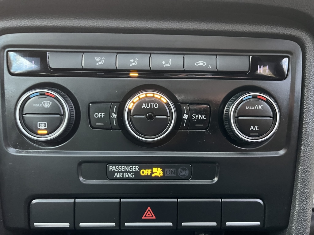 Used Volkswagen Beetle 2015 for sale - 77264687: Photo 27