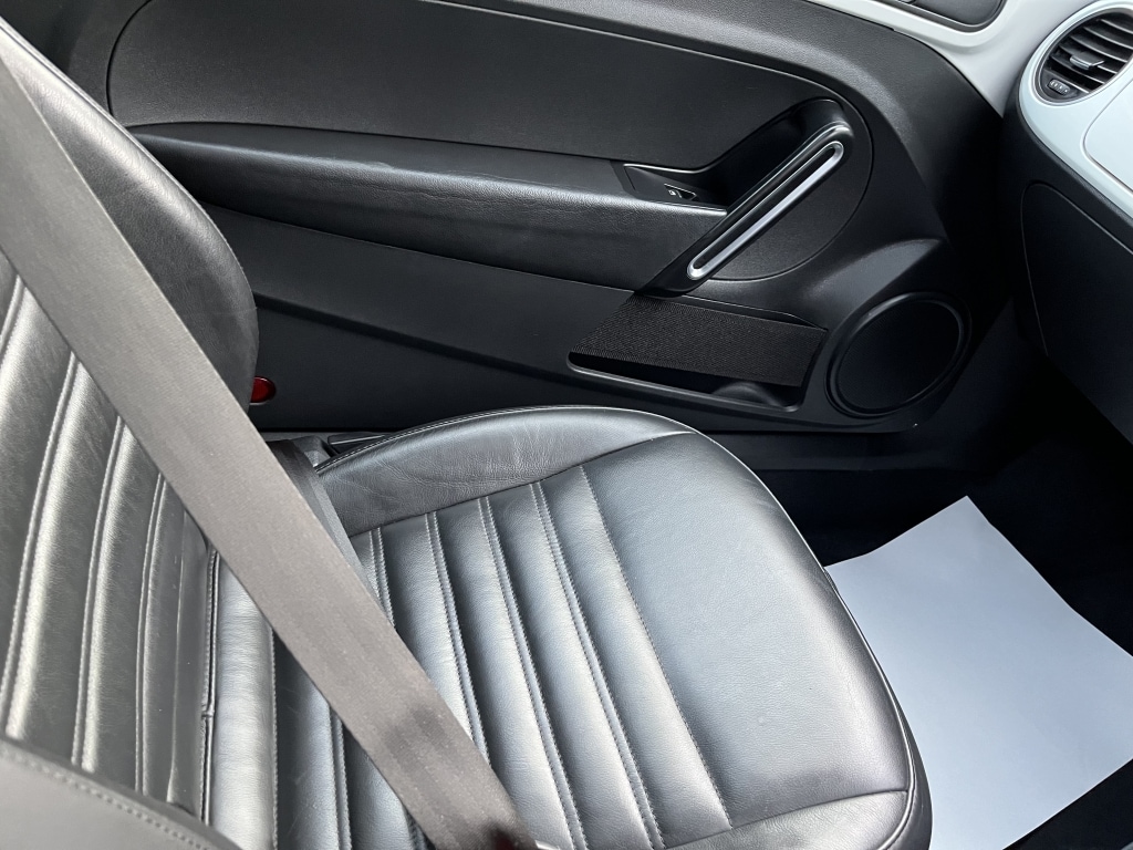 Used Volkswagen Beetle 2015 for sale - 77264687: Photo 28