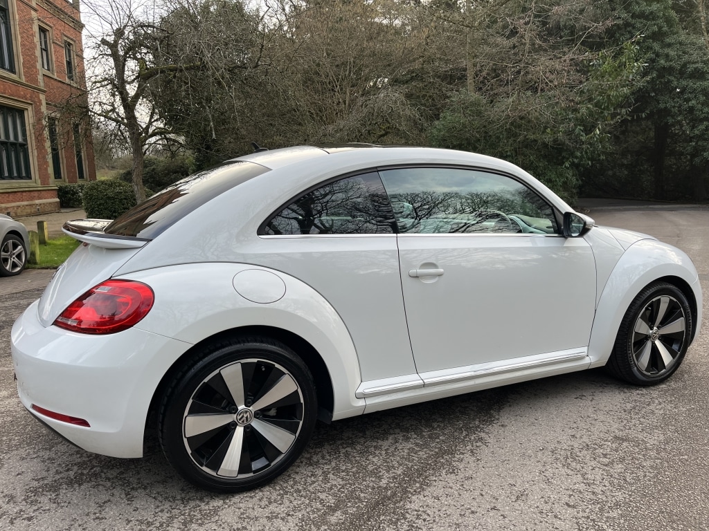 Used Volkswagen Beetle 2015 for sale - 77264687: Photo 5