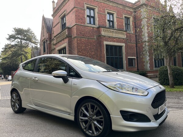 Used Ford Fiesta 2016 for sale - 74665324: Photo 1