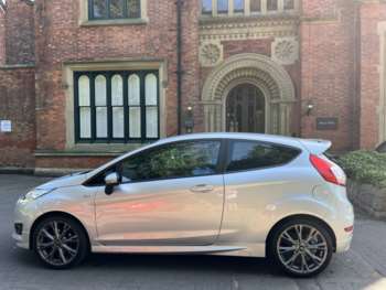 Used Ford Fiesta 2016 for sale - 74665324: Photo