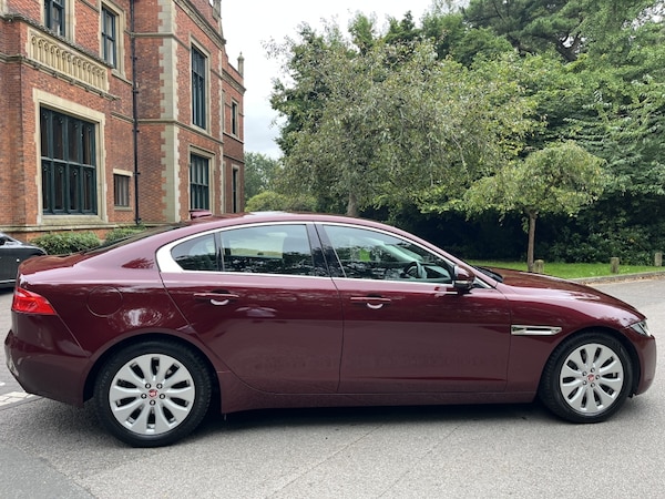 Used Jaguar XE 2017 for sale - 75628416: Photo 26