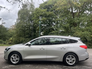 Used Ford Focus 2022 for sale - 79761399: Photo