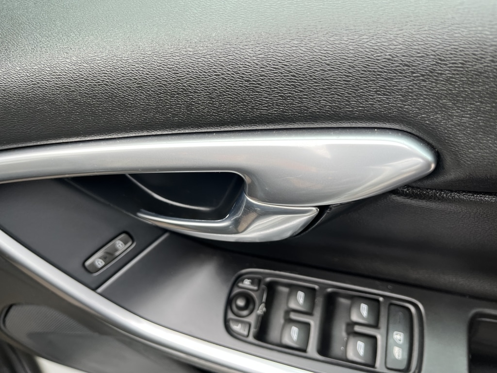 Used Volvo V60 Cross Country 2016 for sale - 77985162: Photo 21