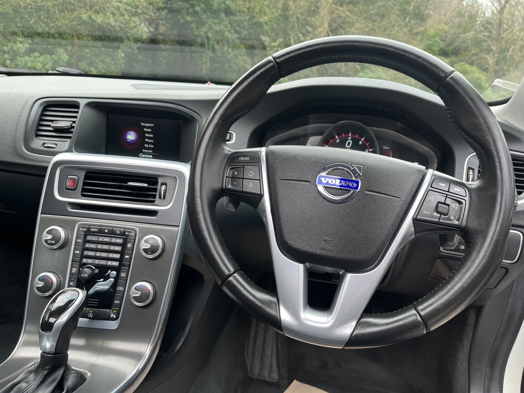 Used Volvo V60 Cross Country 2016 for sale - 77985162: Photo 24