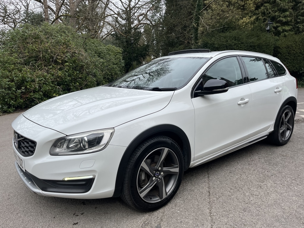 Used Volvo V60 Cross Country 2016 for sale - 77985162: Photo 31