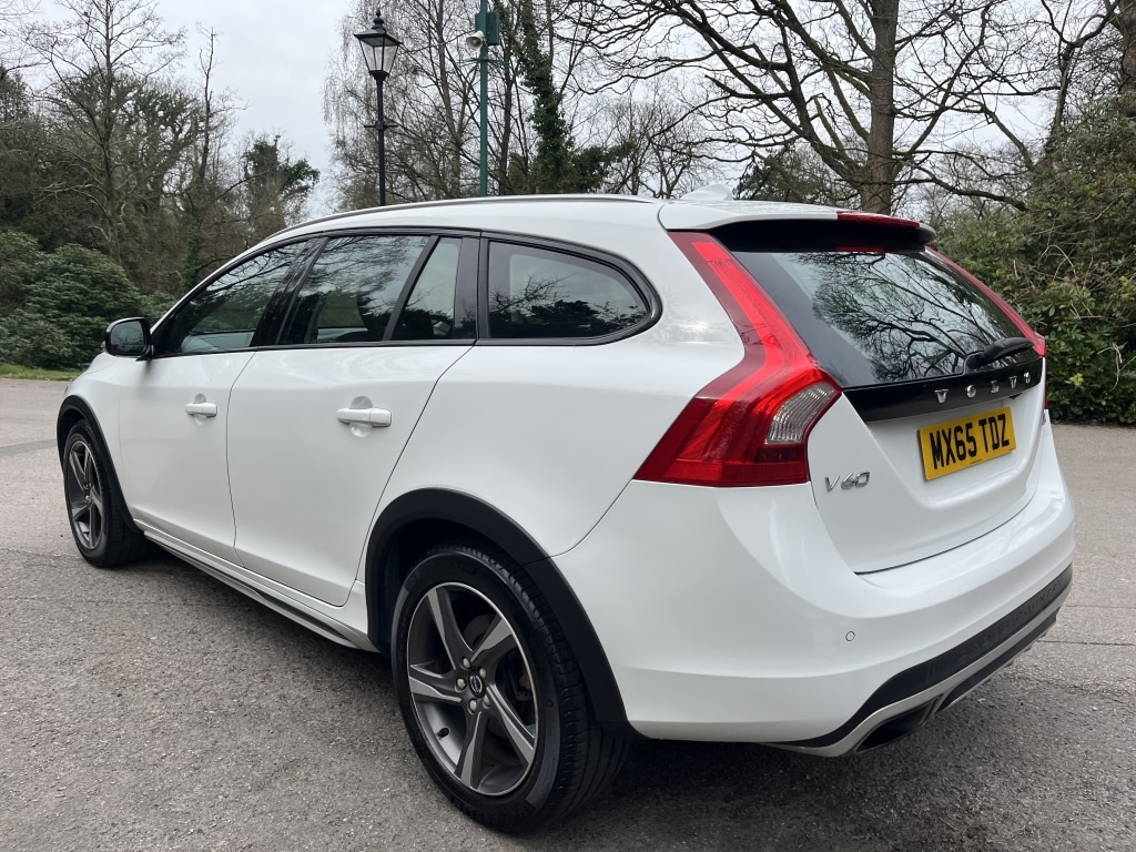 Used Volvo V60 Cross Country 2016 for sale - 77985162: Photo 36