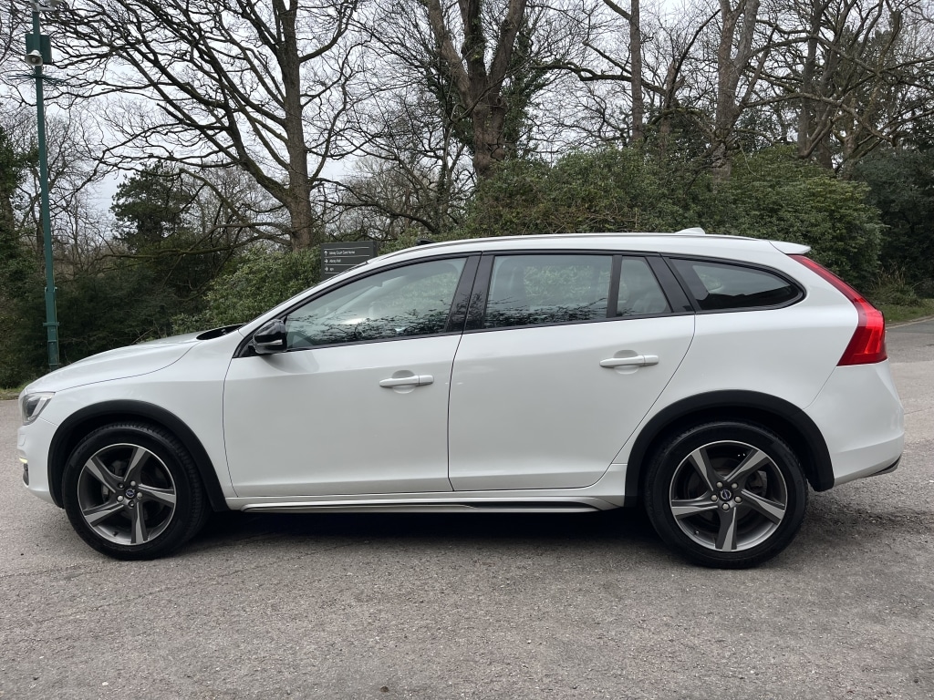 Used Volvo V60 Cross Country 2016 for sale - 77985162: Photo 7