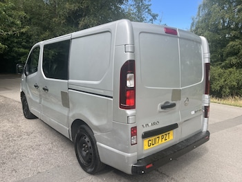 Used Vauxhall Vivaro 2017 for sale - 79446858: Photo