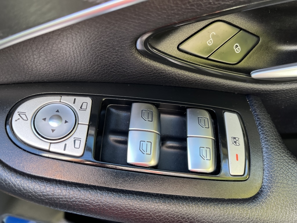 Used Mercedes-Benz GLC 2018 for sale - 76058285: Photo 14