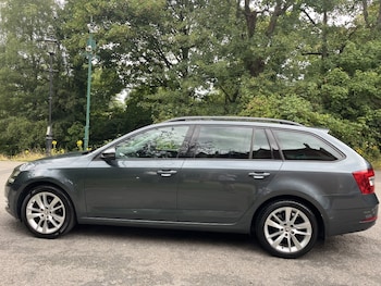 Used Skoda Octavia 2019 for sale - 79347388: Photo
