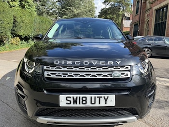 Used Land Rover Discovery 2018 for sale - 75881892: Photo