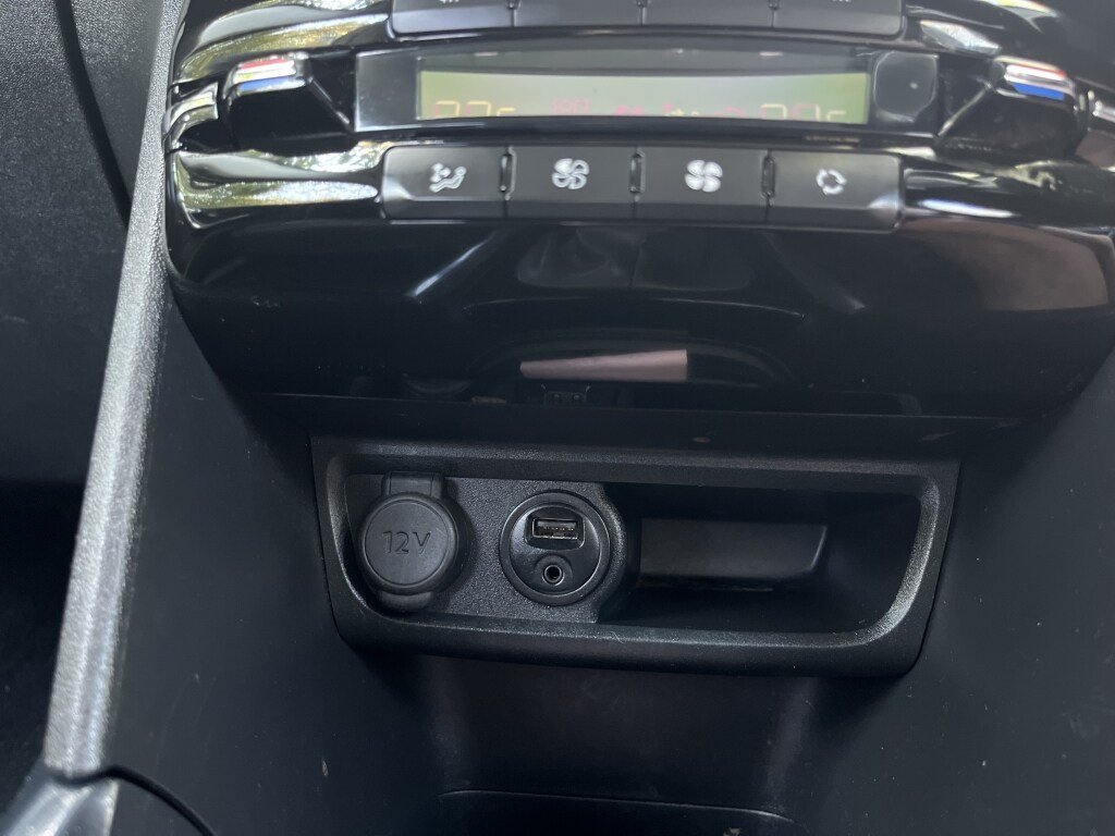 Used Peugeot 2008 2014 for sale - 78169325: Photo 15