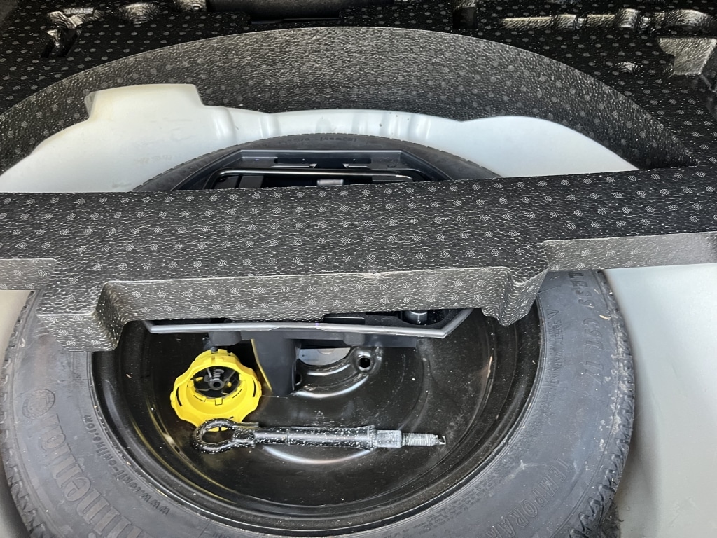 Used Peugeot 2008 2014 for sale - 78169325: Photo 35