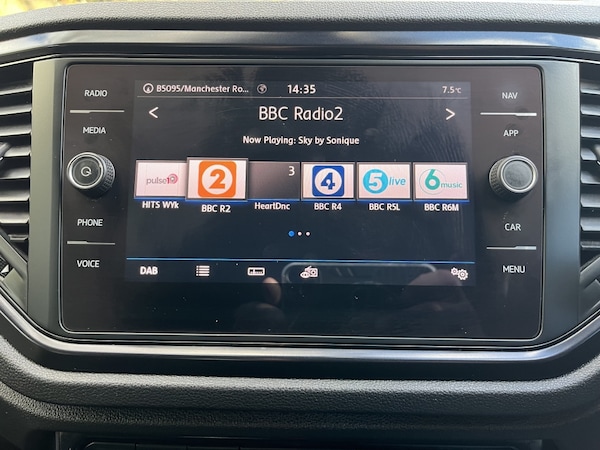 Used Volkswagen T-Roc 2018 for sale - 73863235: Photo 10