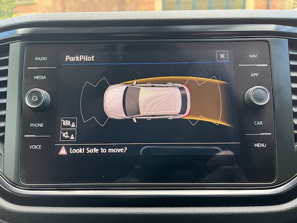 Used Volkswagen T-Roc 2018 for sale - 73863235: Photo 22
