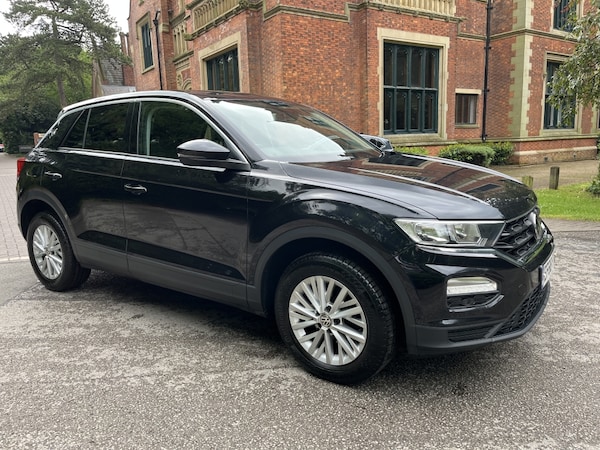 Used Volkswagen T-Roc 2018 for sale - 73863235: Photo 23