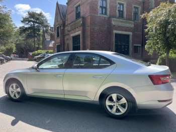 Used Skoda Superb 2018 for sale - 73797729: Photo
