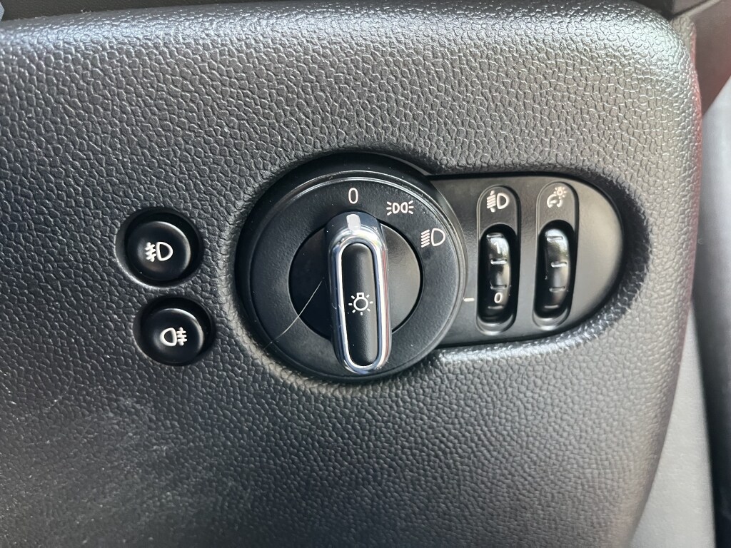 Used MINI Hatch 2018 for sale - 77652422: Photo 17