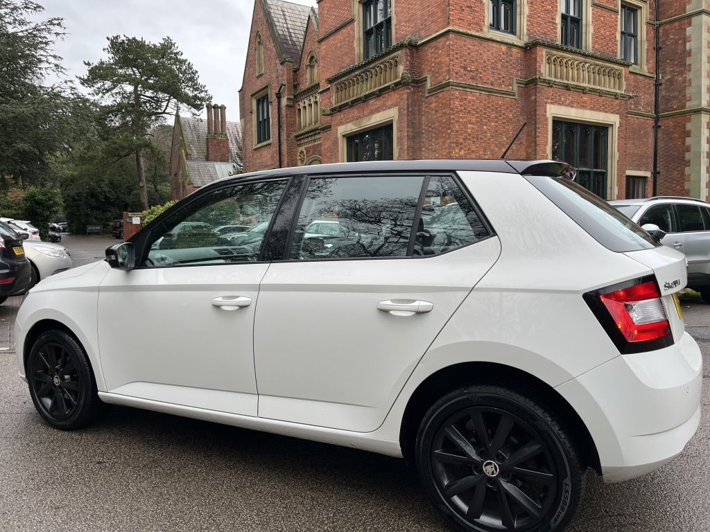 Used Skoda Fabia 2016 for sale - 76720498: Photo 2