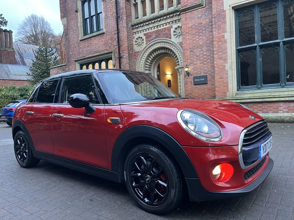 Used MINI Hatch 2017 for sale - 76511090: Photo 1