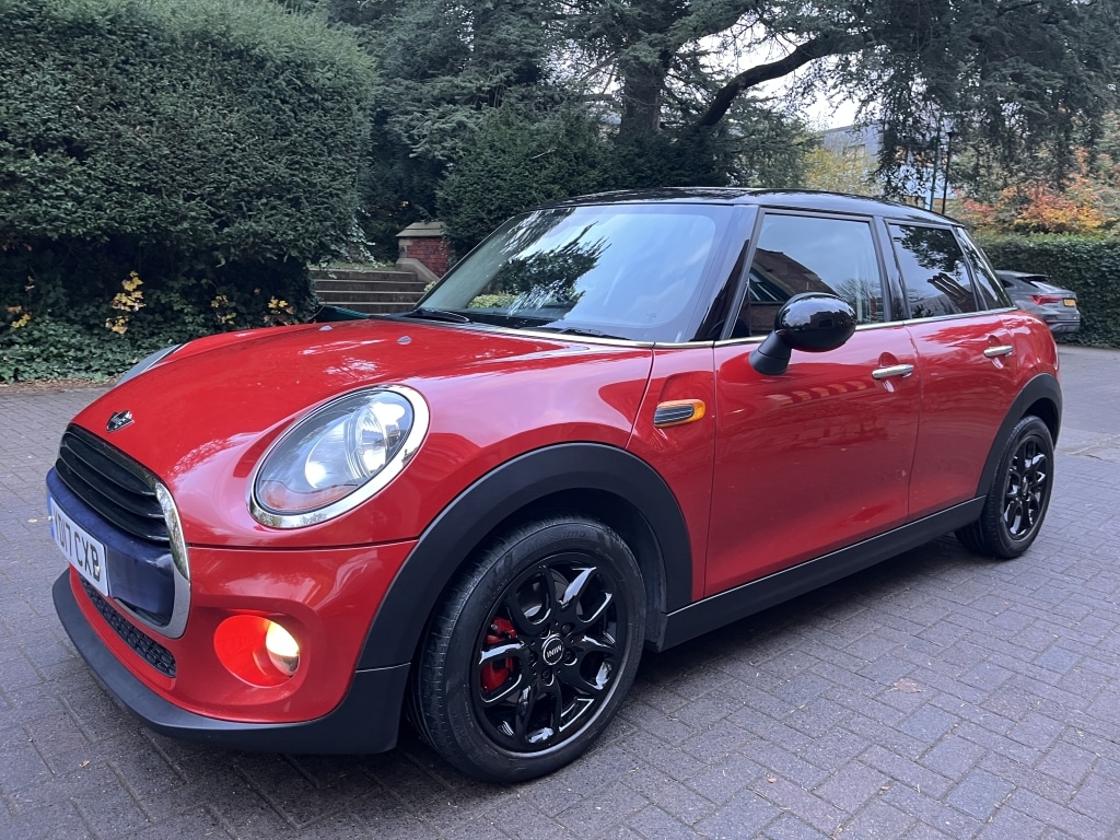 Used MINI Hatch 2017 for sale - 76511090: Photo 2