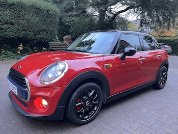 Used MINI Hatch 2017 for sale - 76511090: Photo