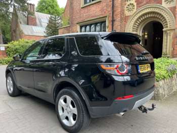 Used Land Rover Discovery Sport 2018 for sale - 74594940: Photo