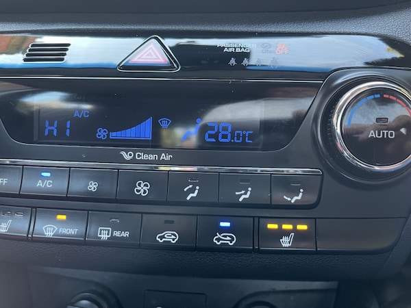 Used Hyundai TUCSON 2017 for sale - 74133601: Photo 10