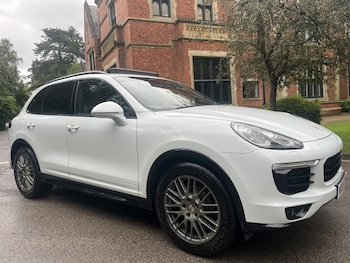 Used Porsche Cayenne 2016 for sale - 78872131: Photo