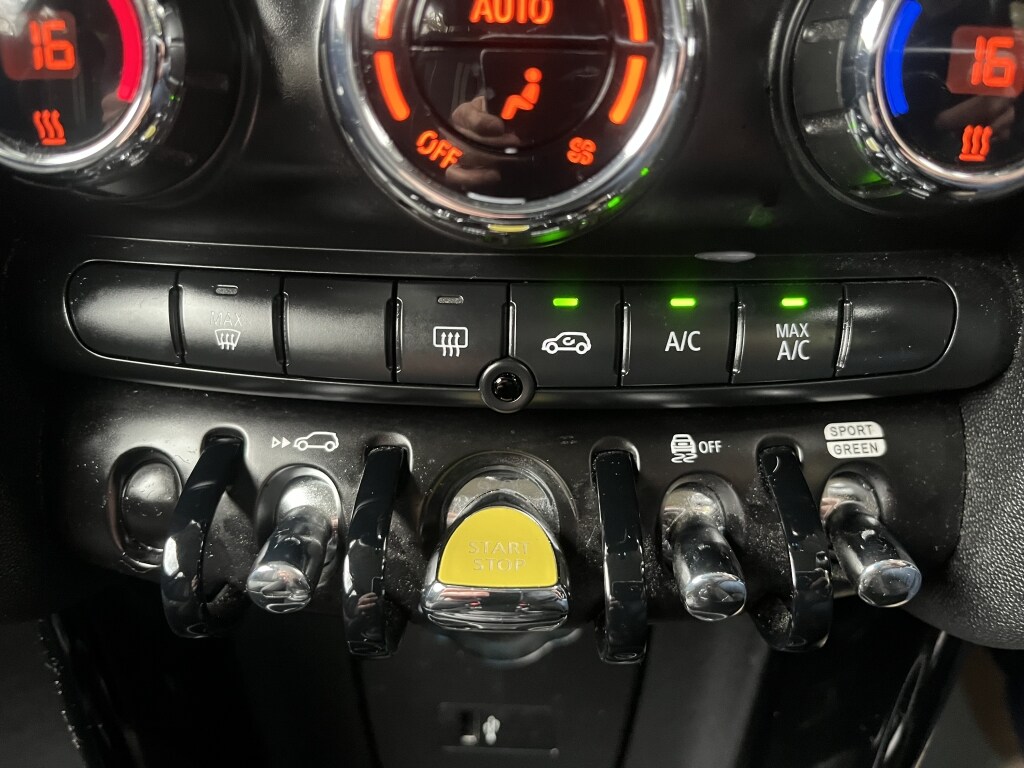 Used MINI Hatch 2022 for sale - 77504042: Photo 32