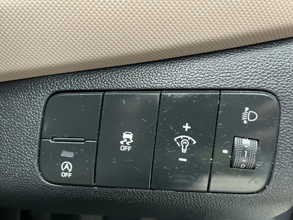 Used Hyundai i10 2015 for sale - 76082844: Photo 16