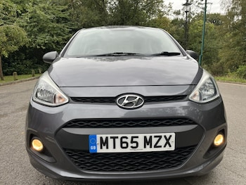 Used Hyundai i10 2015 for sale - 76082844: Photo 2