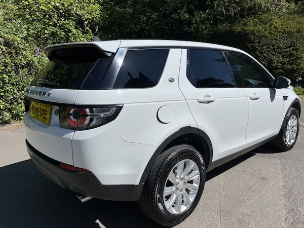 Used Land Rover Discovery Sport 2015 for sale - 74635645: Photo 10