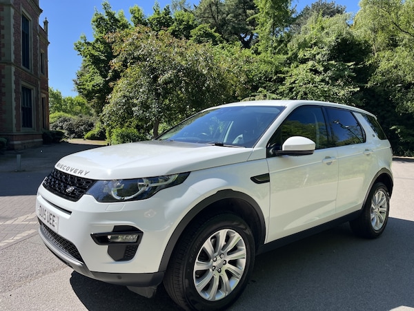Used Land Rover Discovery Sport 2015 for sale - 74635645: Photo 12