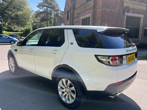 Used Land Rover Discovery Sport 2015 for sale - 74635645: Photo 14