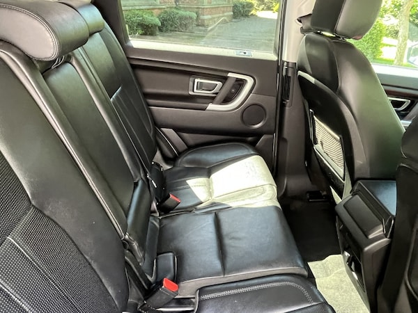 Used Land Rover Discovery Sport 2015 for sale - 74635645: Photo 28