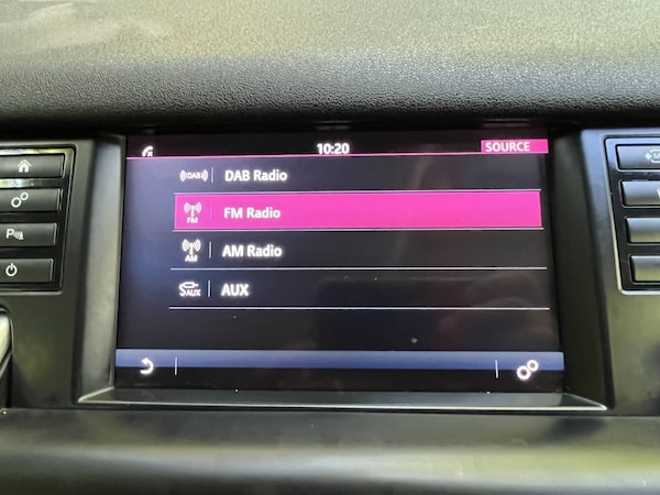 Used Land Rover Discovery Sport 2015 for sale - 74635645: Photo 36