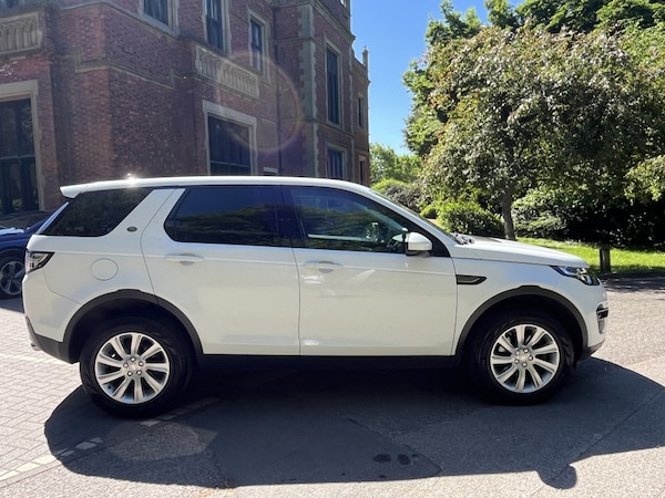 Used Land Rover Discovery Sport 2015 for sale - 74635645: Photo 6