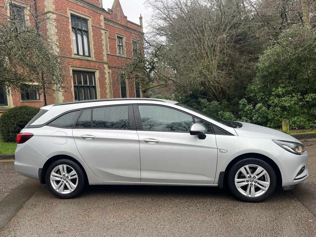 Used Vauxhall Astra 2026 for sale - 77682073: Photo 2