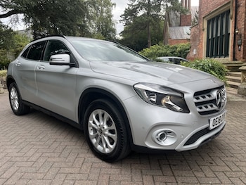 Mercedes-Benz - GLA