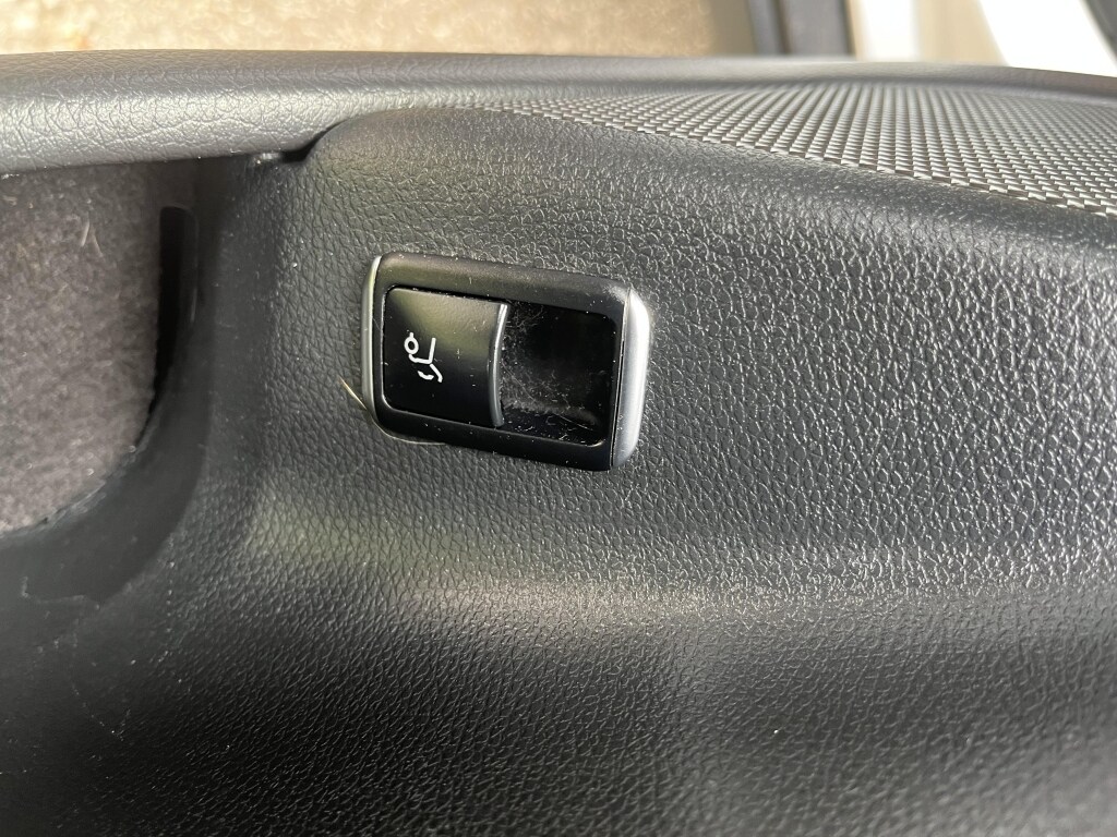 Used Mercedes-Benz GLA 2018 for sale - 76007347: Photo 29