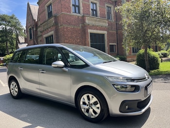 2017 (67) - 1.6 BLUEHDI TOUCH EDITION S/S 5DR Manual