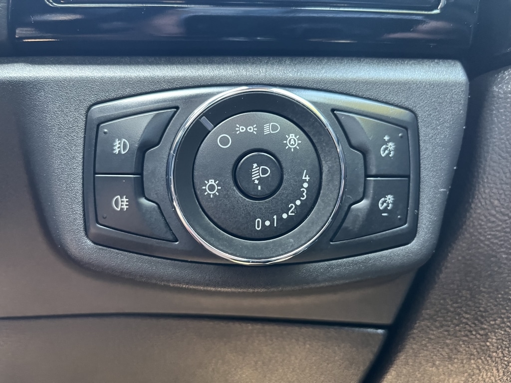 Vehicle 33