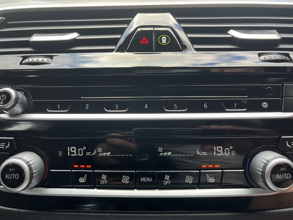 Vehicle 33