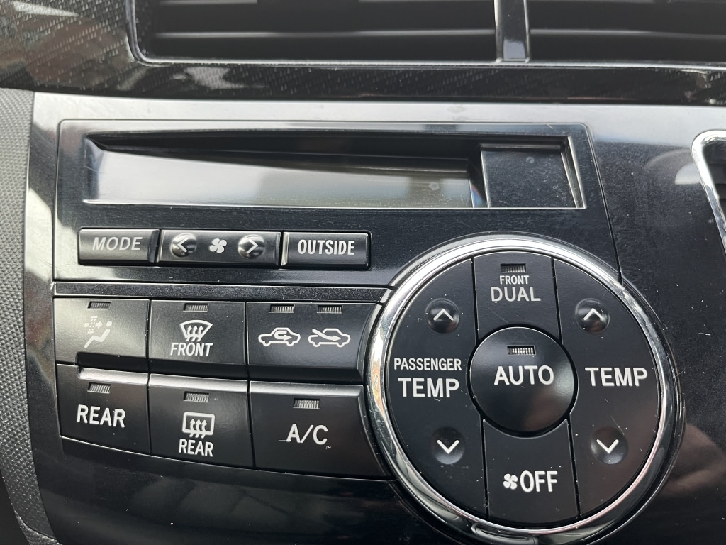 Used Toyota Estima 2015 for sale - 77024826: Photo 30