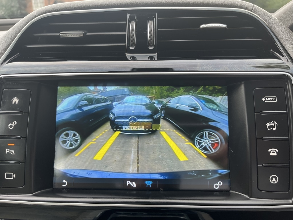 Used Jaguar XE 2015 for sale - 76149821: Photo 12
