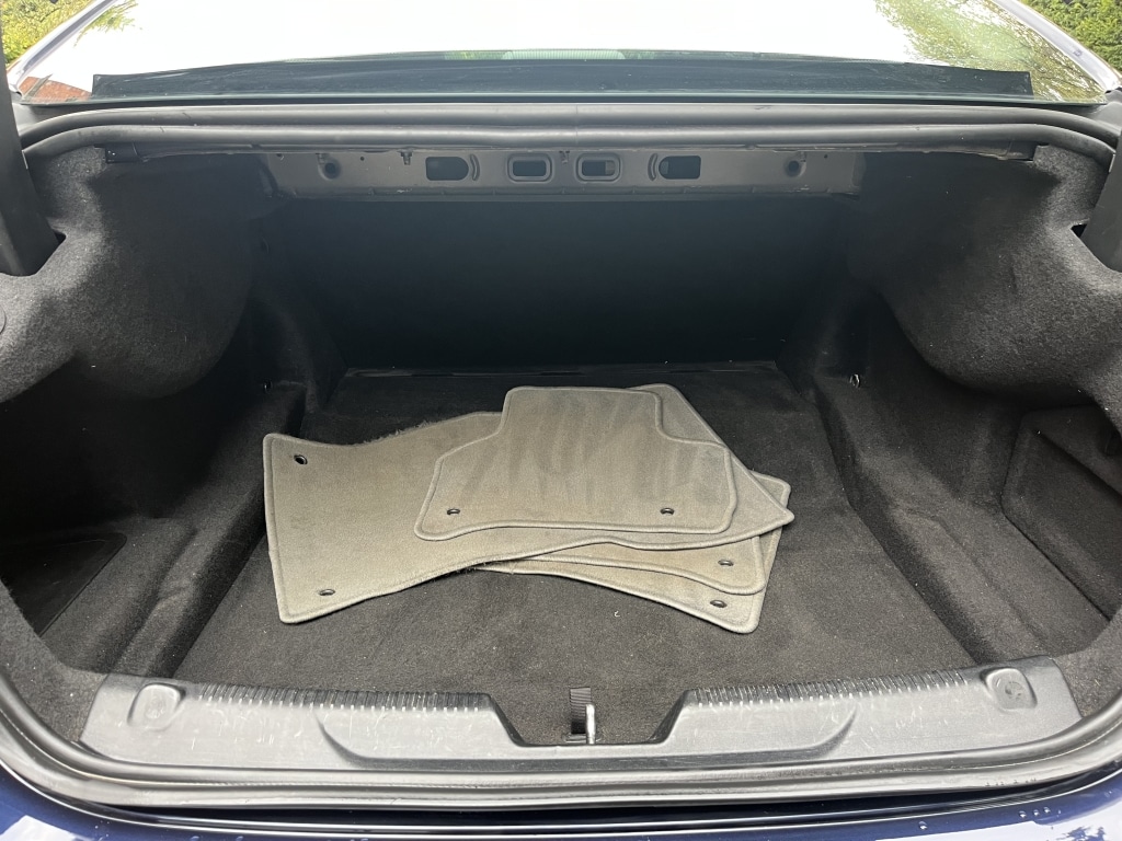 Used Jaguar XE 2015 for sale - 76149821: Photo 30
