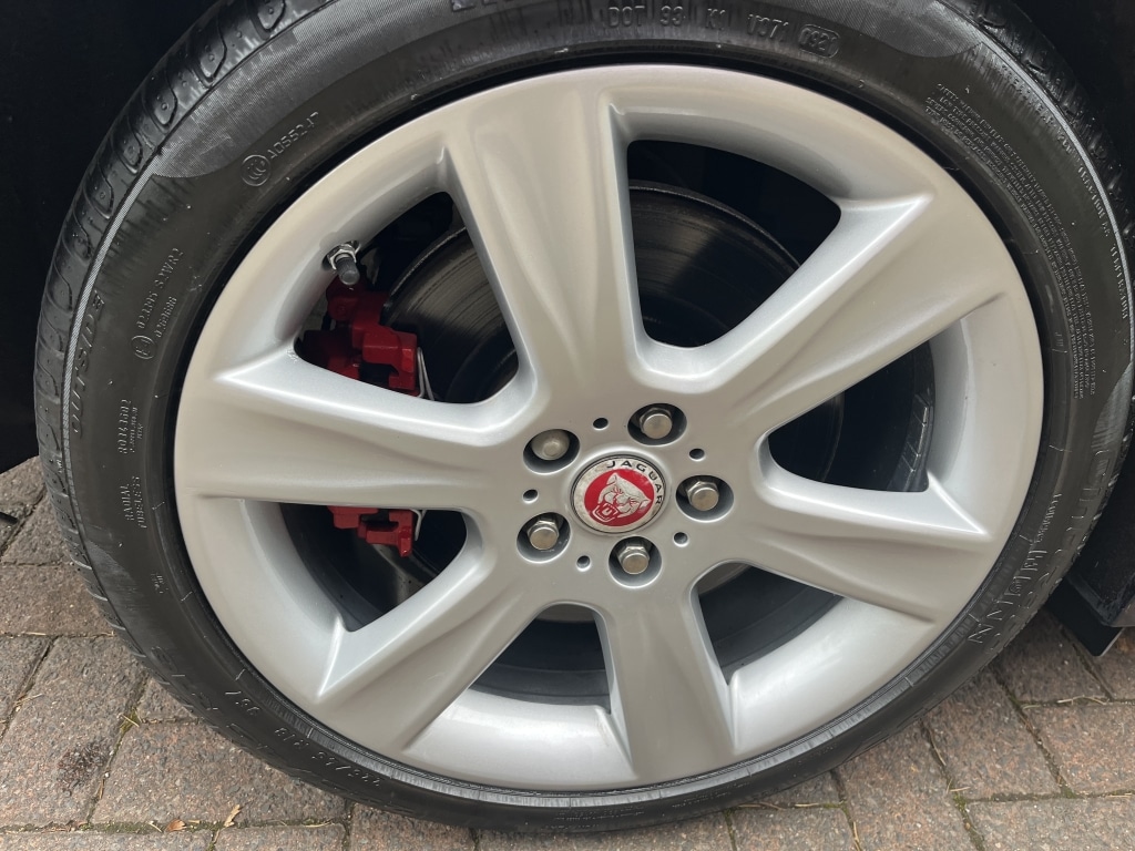 Used Jaguar XE 2015 for sale - 76149821: Photo 37